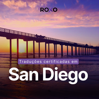 Pôr do sol em San Diego com um píer ao fundo e texto destacando “Traduções certificadas em San Diego” e “Precisão em que você pode confiar”, com avaliação do Google.
